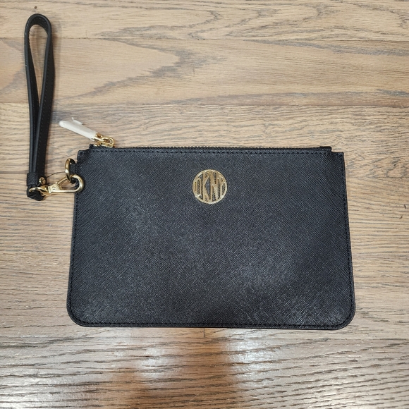 DKNY Black Wristlet With Dust Bag 7.5 inch x 5 inch - Picture 3 of 6